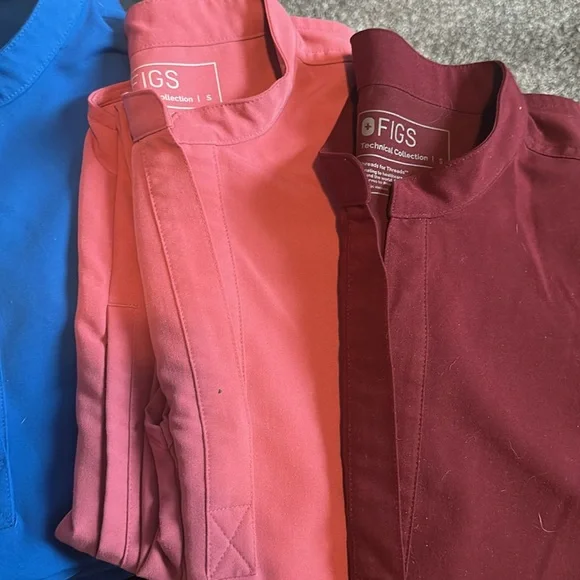 Women’s Rafaela Figs scrub tops small set of 4 - Picture 3 of 8